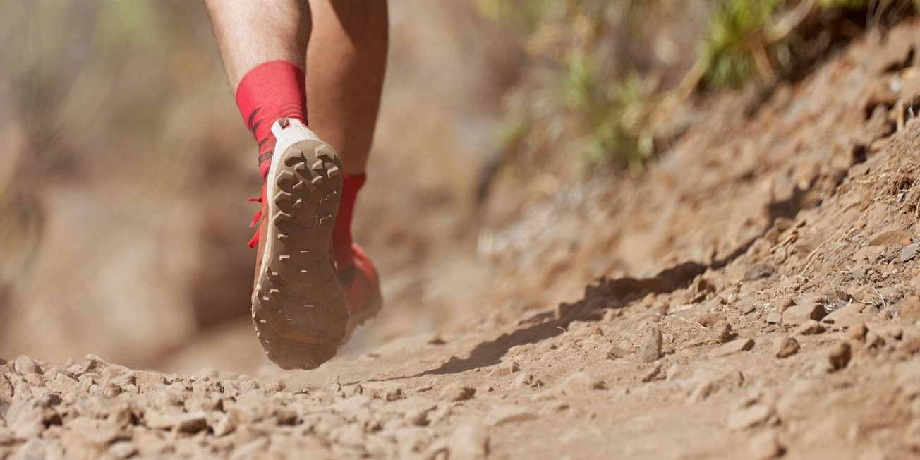 Maximaler Geröllschutz: Laufschuhe mit integrierter Gamasche